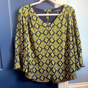 Blue and yellow damask print top